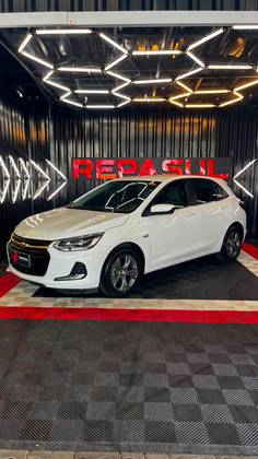 CHEVROLET ONIX 1.0 TURBO FLEX AUTOMÁTICO CHEVROLET ONIX 1.0 TURBO FLEX AUTOMÁTICO